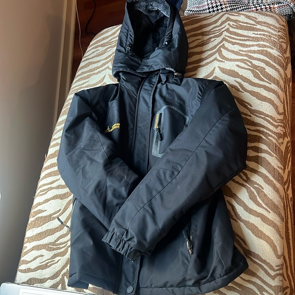 NWOT Unco & Boror Ski / Snowboard Jacket